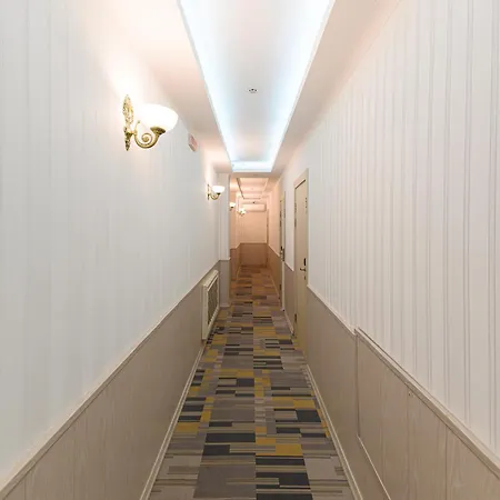 Persian Palace 3*