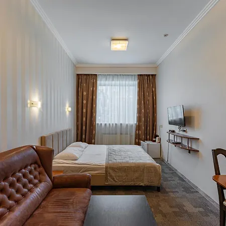 Persian Palace Hotel 3*